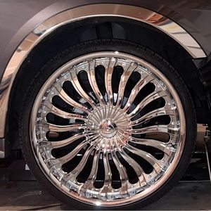 22” borghini D24 22x9 chrome wheels 6/w/ tires 225-30-22 newly purchased